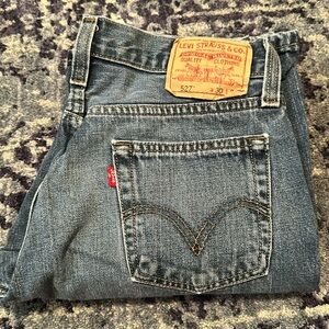 Levi’s low bootcut great shape